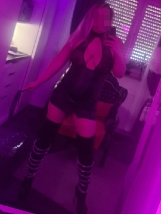 Lady Kelly - DOMINANT KV NS AV DT1